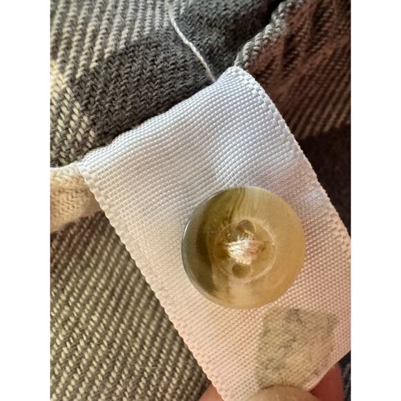 Field & Stream Women's Plaid Button-Up Shirt - Size Medium - Picture 10 of 10